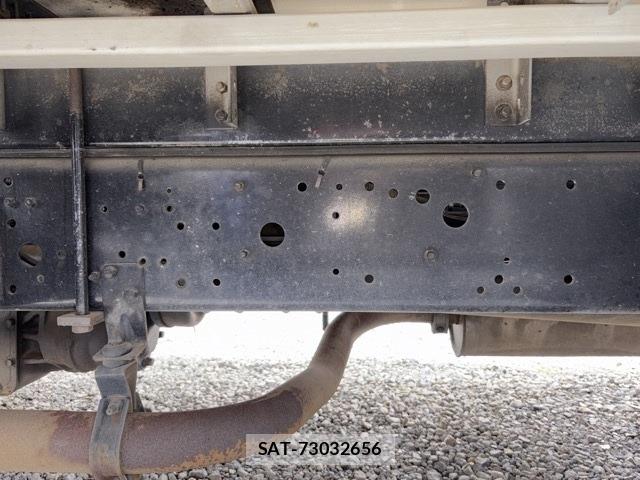 Isuzu FORWARD 1992 8823612-11
