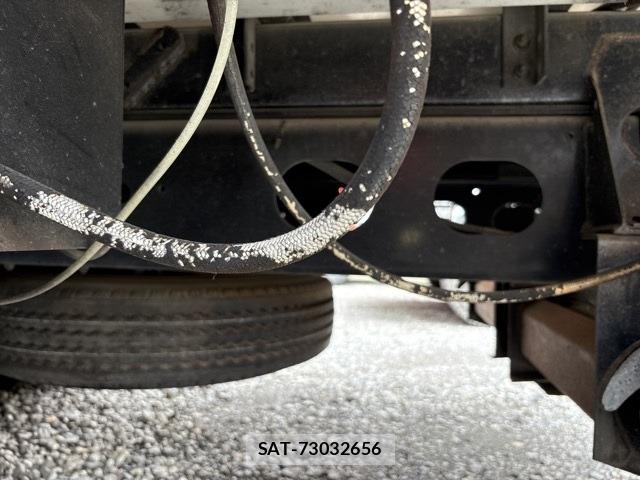 Isuzu FORWARD 1992 8823612-13