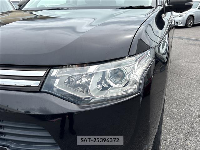 Mitsubishi OUTLANDER 2013 8676531-18
