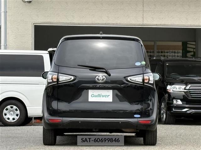 Toyota SIENTA 2021 8672112-16