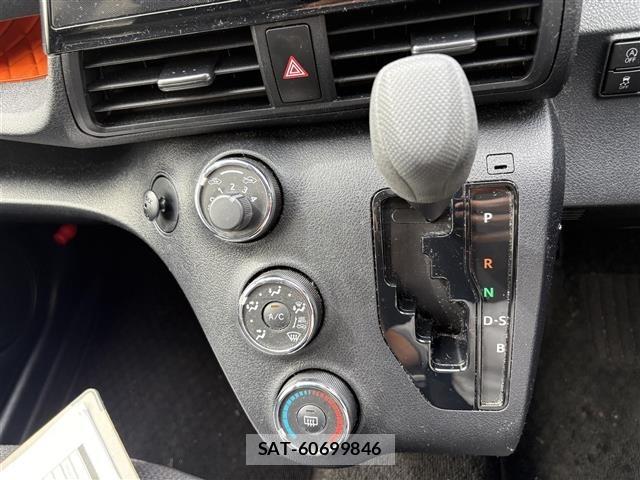 Toyota SIENTA 2021 8672112-20