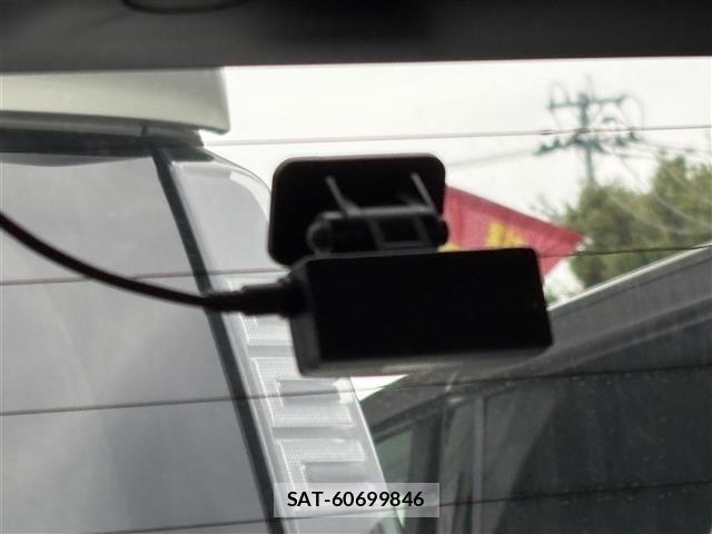 Toyota SIENTA 2021 8672112-4