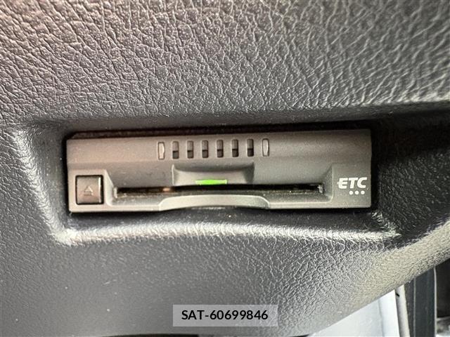 Toyota SIENTA 2021 8672112-6