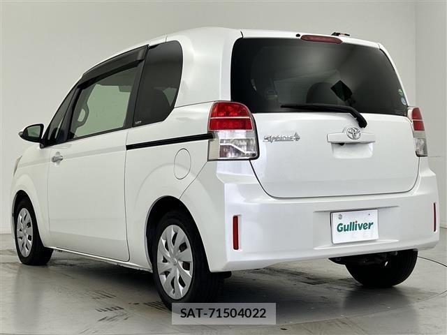 Toyota SPADE 2013 8739680-13