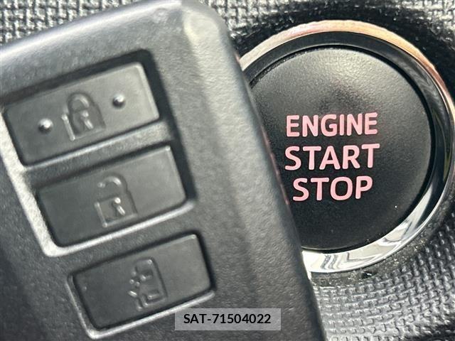 Toyota SPADE 2013 8739680-8