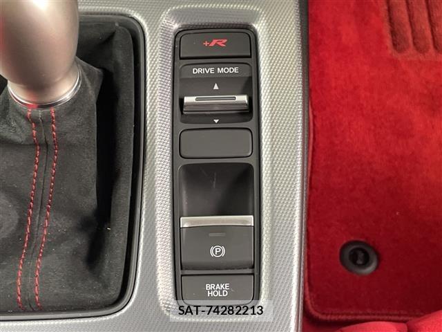 Honda CIVIC 2023 8677478-5