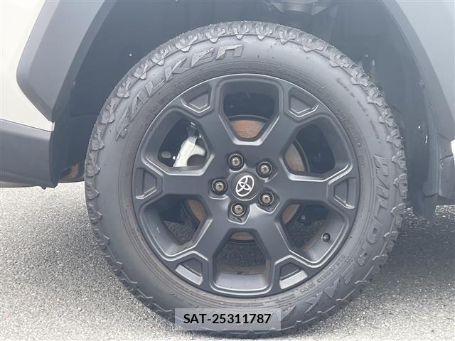 Toyota RAV4 2025 8737662-10