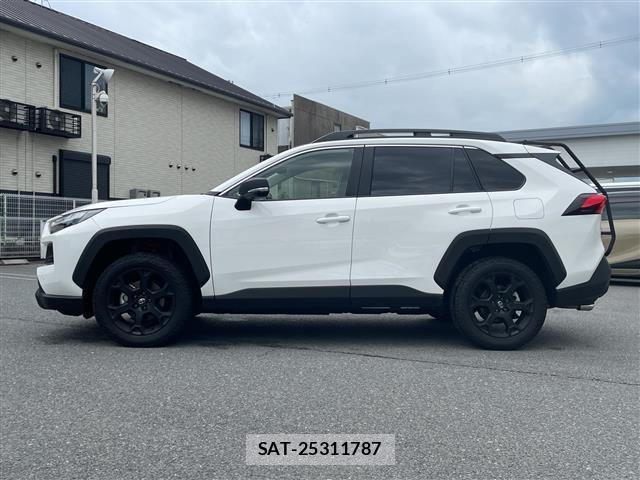 Toyota RAV4 2025 8737662-18