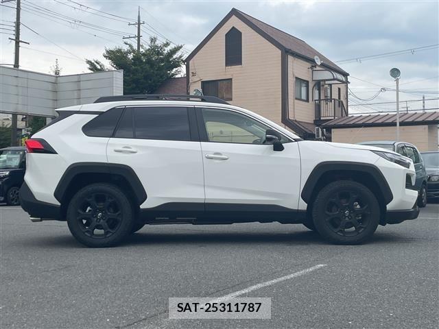 Toyota RAV4 2025 8737662-3