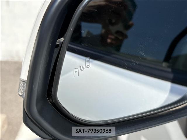 Toyota COROLLA CROSS 2022 8675626-17