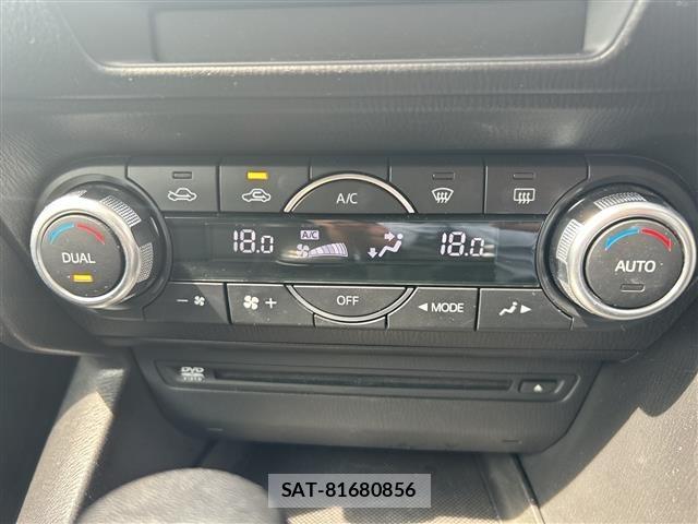 Mazda AXELA 2016 8678432-1