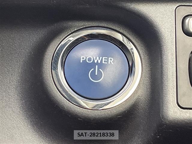 Toyota AQUA 2016 8762980-10