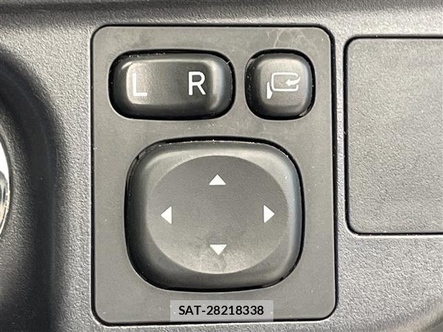 Toyota AQUA 2016 8762980-23
