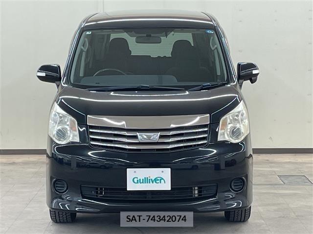 Toyota NOAH 2013 8764966-18