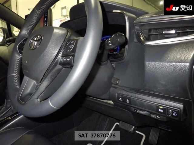 Toyota COROLLA TOURING 2021 8692767-5