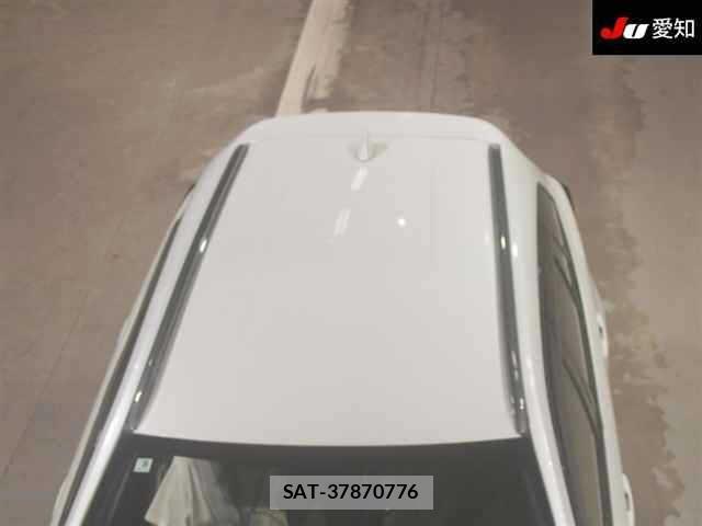 Toyota COROLLA TOURING 2021 8692767-9