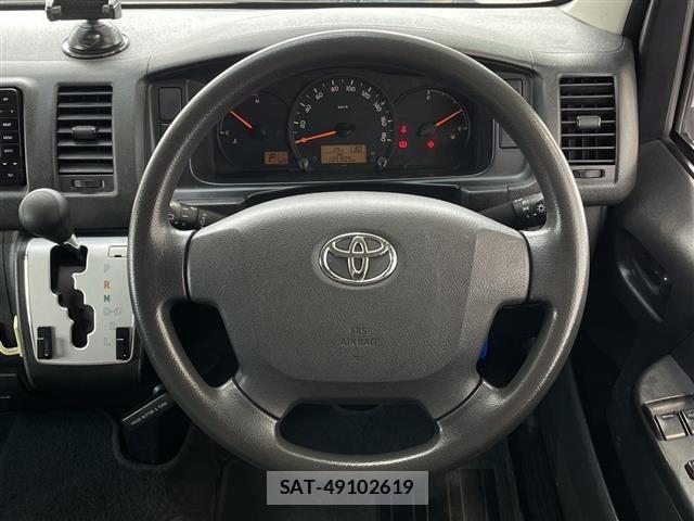 Toyota HIACE VAN 2017 8677215-12