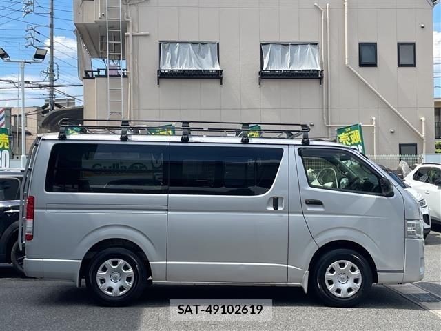 Toyota HIACE VAN 2017 8677215-7