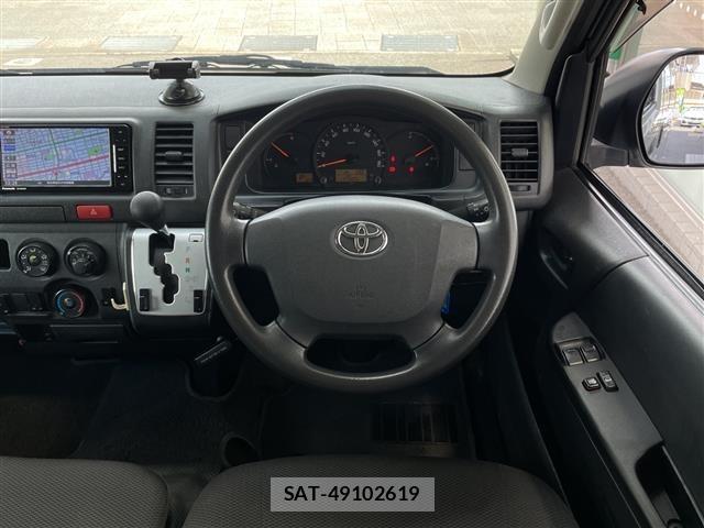 Toyota HIACE VAN 2017 8677215-8