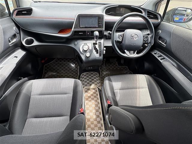 Toyota SIENTA 2020 8672121-2