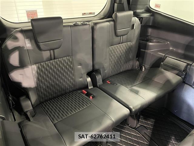 Toyota NOAH 2023 8764979-11