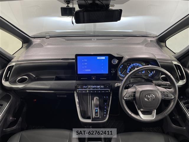 Toyota NOAH 2023 8764979-15