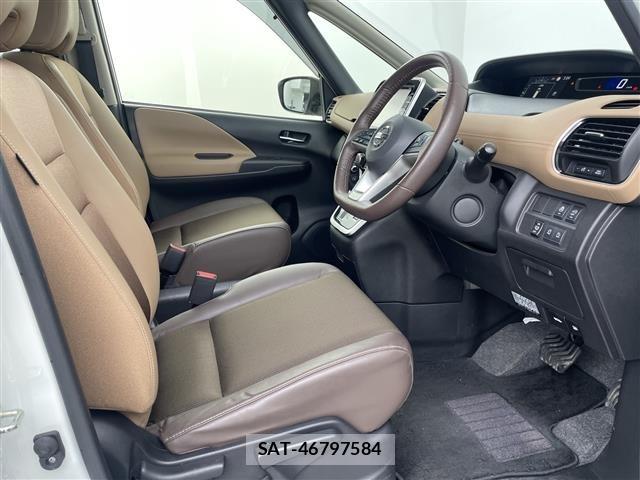 Nissan SERENA 2019 8672554-4