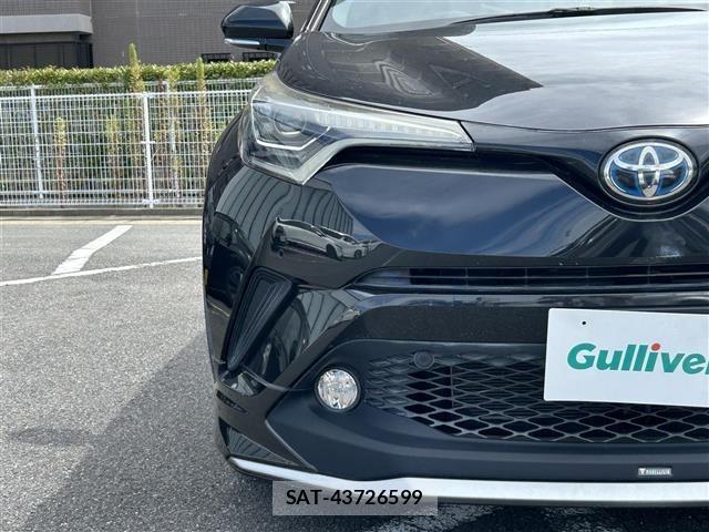 Toyota C-HR 2017 8768347-21