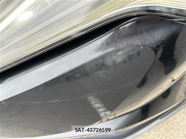 Toyota C-HR 2017 8768347-6