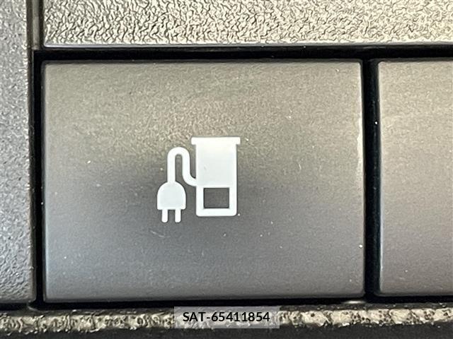 Nissan LEAF 2018 8675748-2