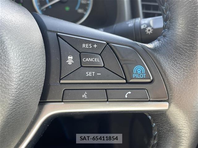 Nissan LEAF 2018 8675748-21