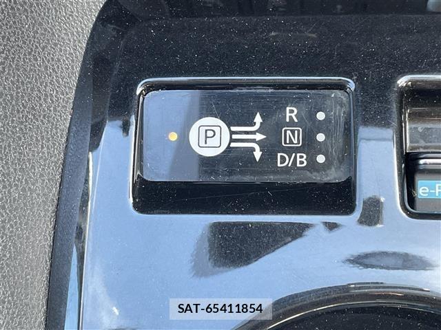 Nissan LEAF 2018 8675748-7