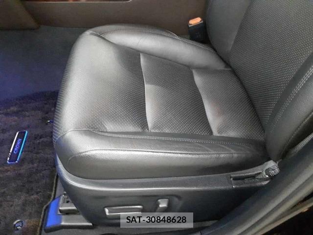 Toyota CROWN 2013 8937185-11