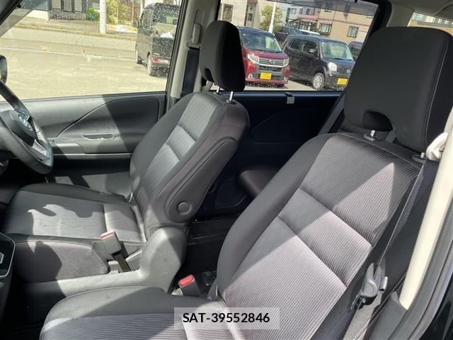 Nissan SERENA 2021 8672562-4