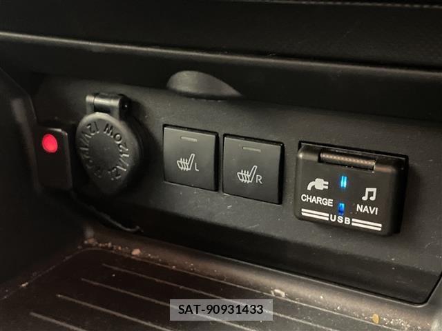 Daihatsu ROCKY 2021 8669871-3