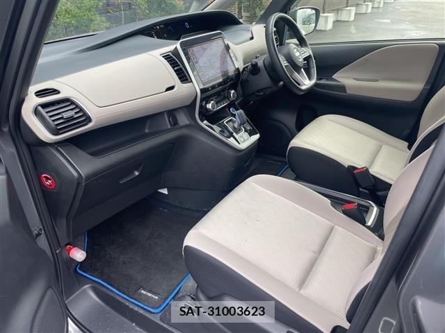 Nissan SERENA 2019 8672573-4