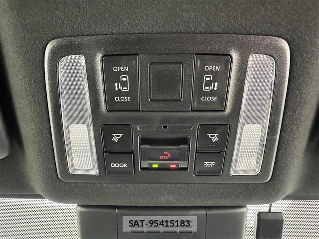 Toyota NOAH 2023 8764988-12