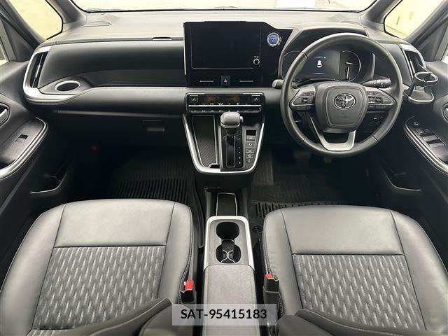 Toyota NOAH 2023 8764988-2