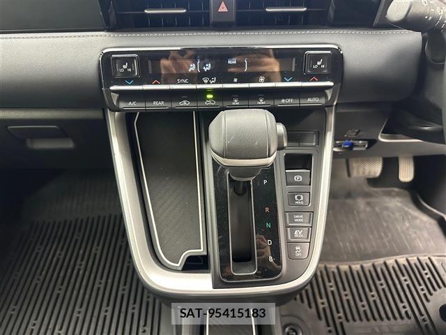 Toyota NOAH 2023 8764988-20