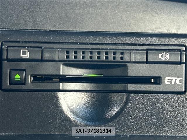Toyota ESTIMA 2013 8676821-3