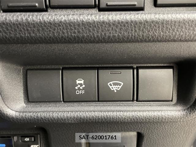 Toyota SIENTA 2024 8672130-10