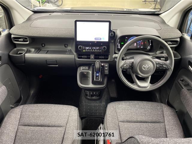 Toyota SIENTA 2024 8672130-14