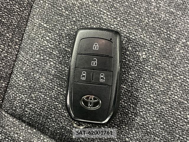 Toyota SIENTA 2024 8672130-22
