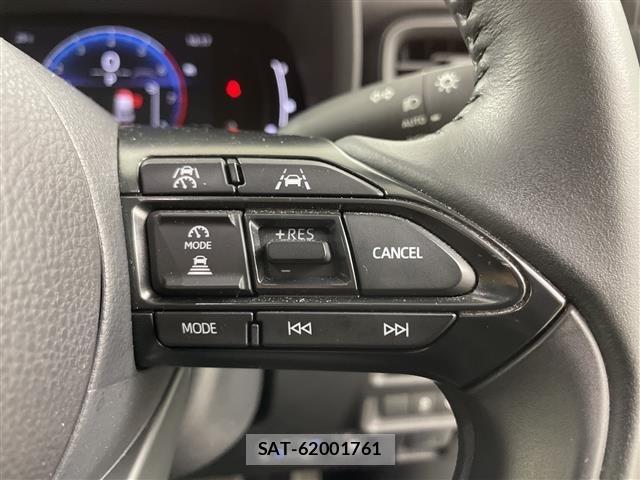Toyota SIENTA 2024 8672130-3