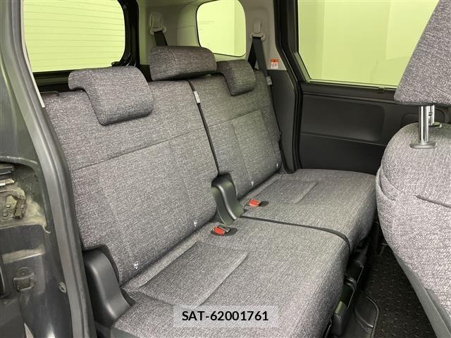 Toyota SIENTA 2024 8672130-6