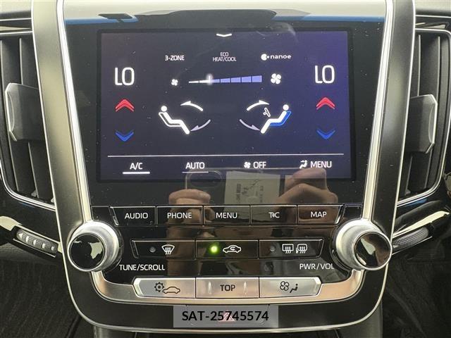 Toyota CROWN 2019 8769561-11