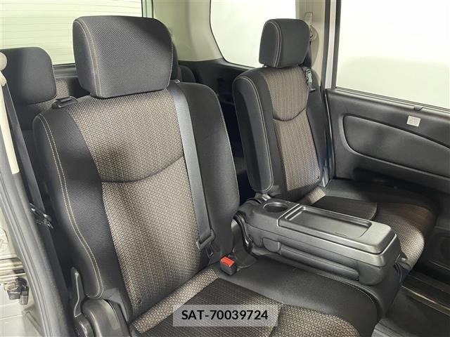 Nissan SERENA 2015 8672592-3