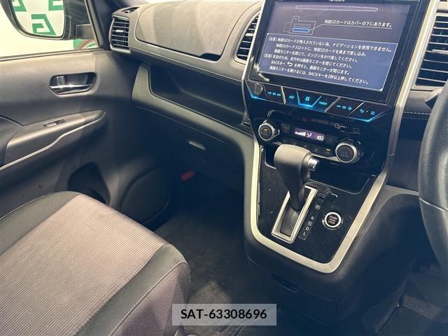 Nissan SERENA 2019 8672602-10