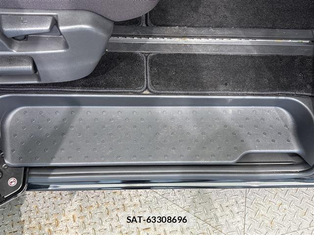 Nissan SERENA 2019 8672602-2