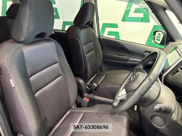 Nissan SERENA 2019 8672602-4